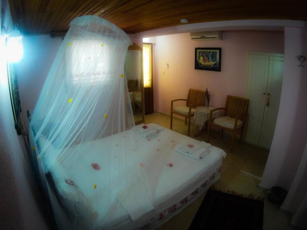 Antik Motel Alacati Exterior photo