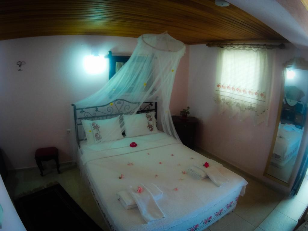 Antik Motel Alacati Exterior photo