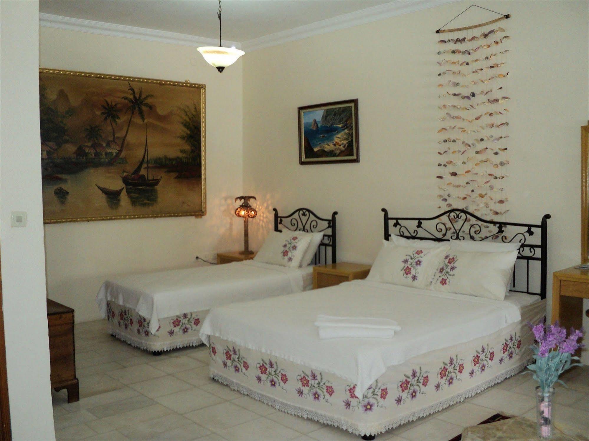 Antik Motel Alacati Exterior photo